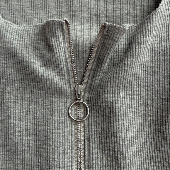 BKE Gray Ribbed Tank - Picture 3 of 5